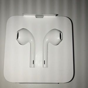Apple 🍎 wired earpods (New)